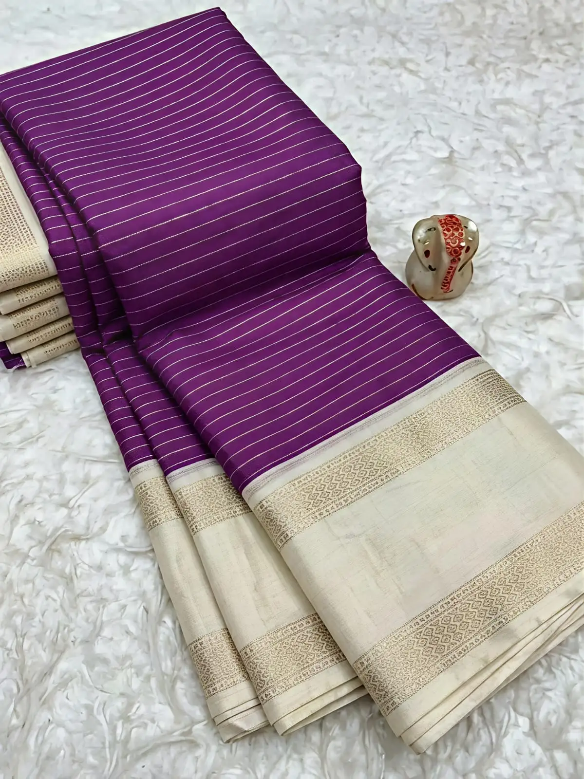 Elegant Zari Stripe Contrast Warm Silk Saree